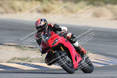 media/Nov-16-2025-Race Pace (Sun) [[8c5fa54630]]/Non Verified Riders (1st 20 Minutes)/2-Turn 10 (1010am)/